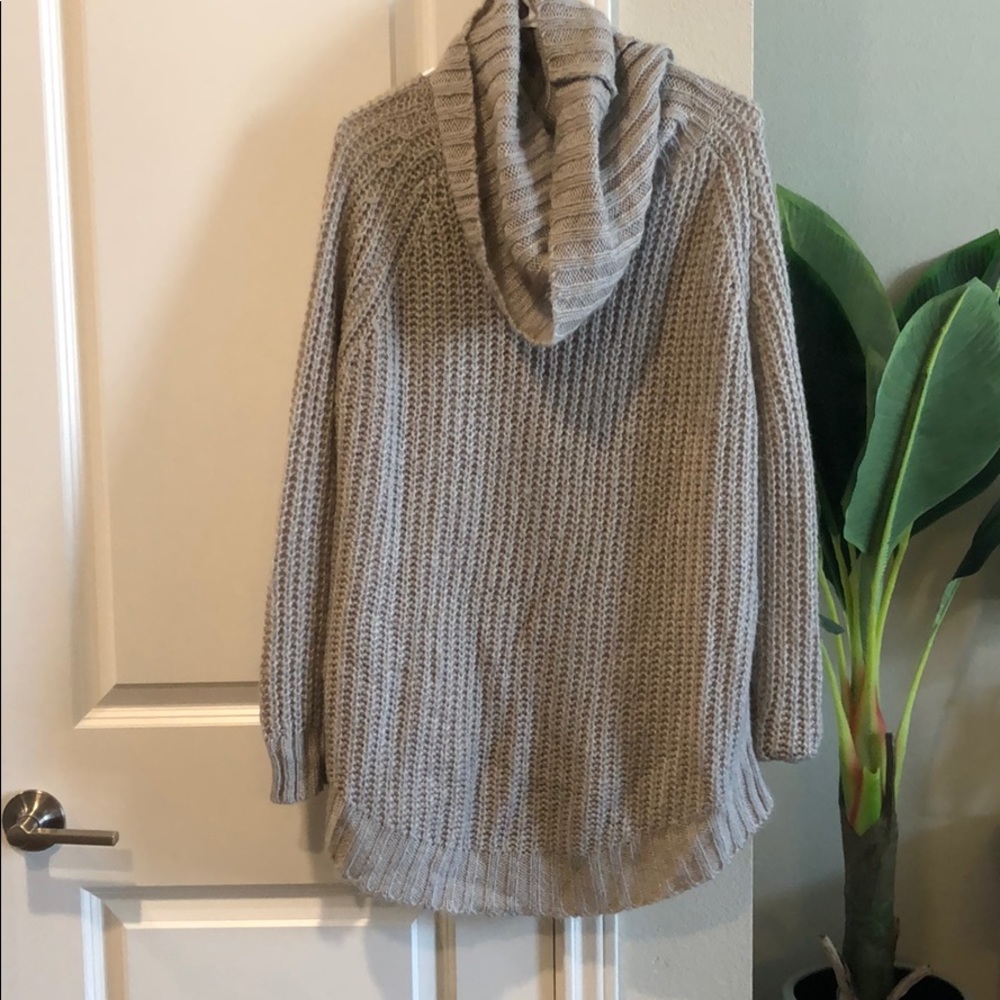 COZIEST SWEATER!!